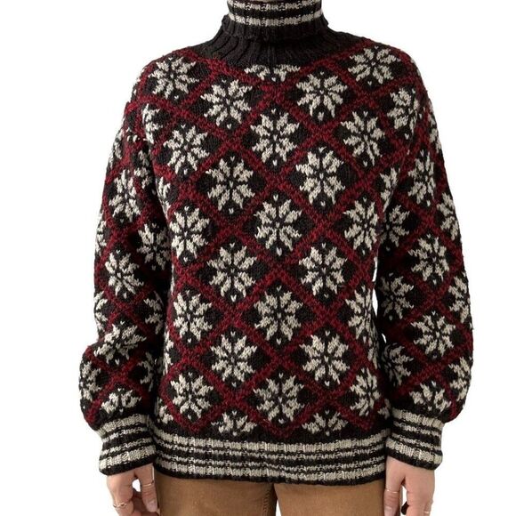 Vintage J. Crew Mens Hand Knit Wool Snowflake Christmas Turtleneck Sweater Sz M - Picture 1 of 7